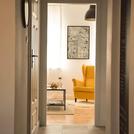 Citybrejk Hubska Apartamento